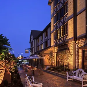 Inn The Cheshire, Richmond Heights