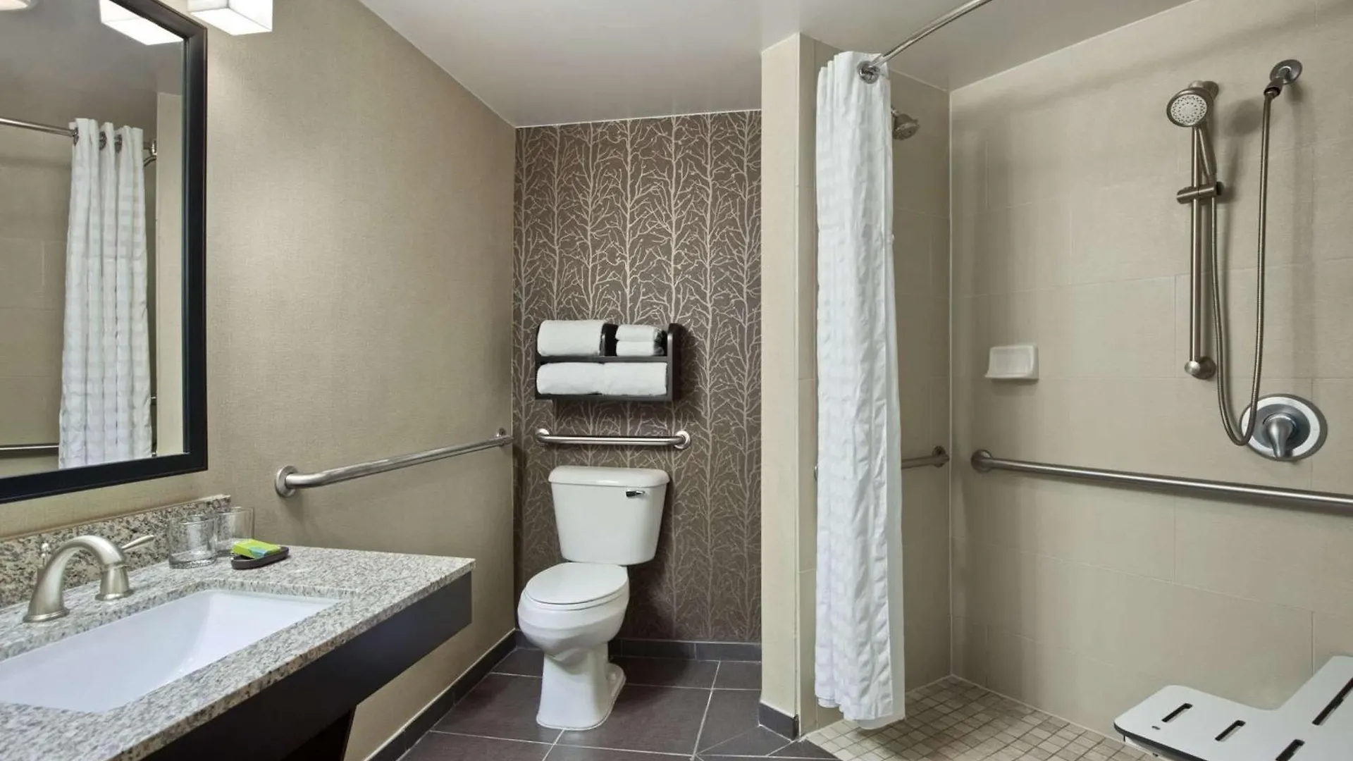 Embassy Suites By Hilton St Louis Airport Bridgeton