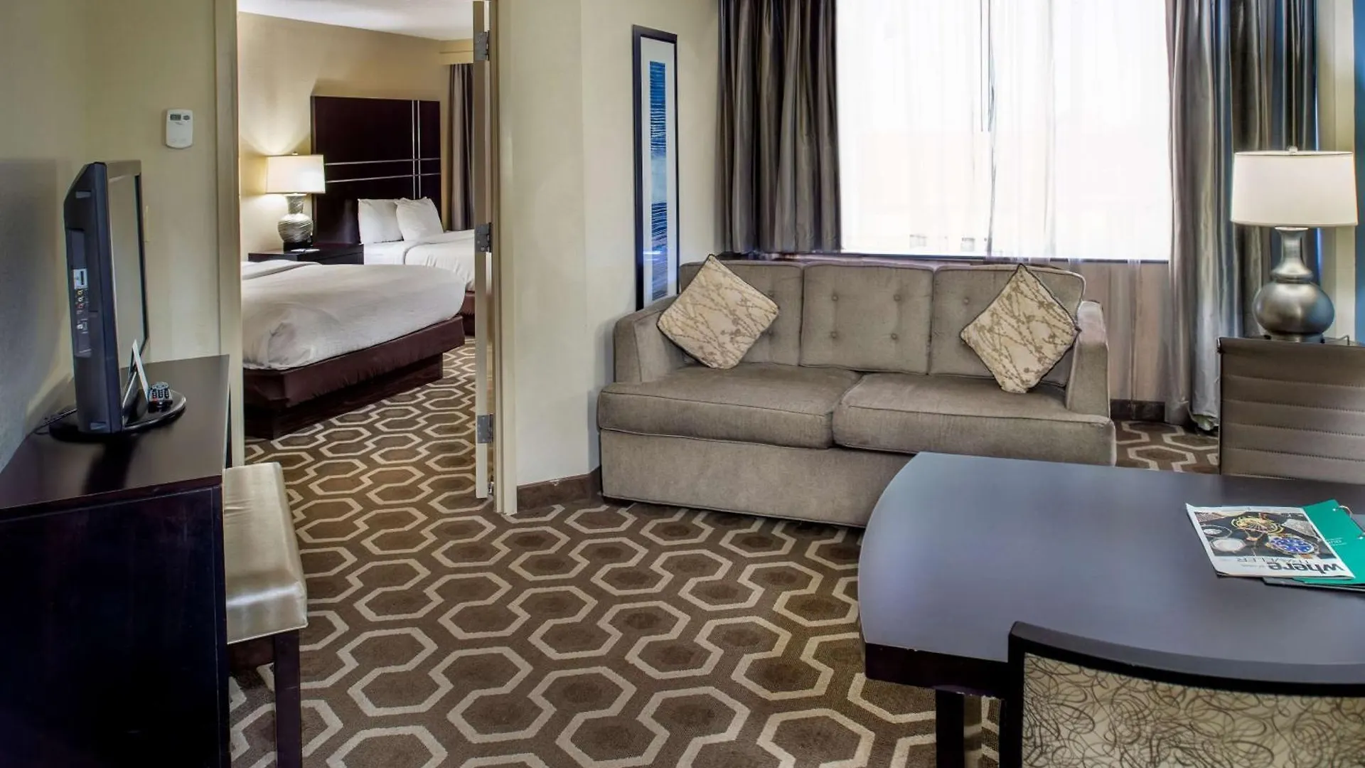 Hotel Embassy Suites By Hilton St Louis Airport Bridgeton