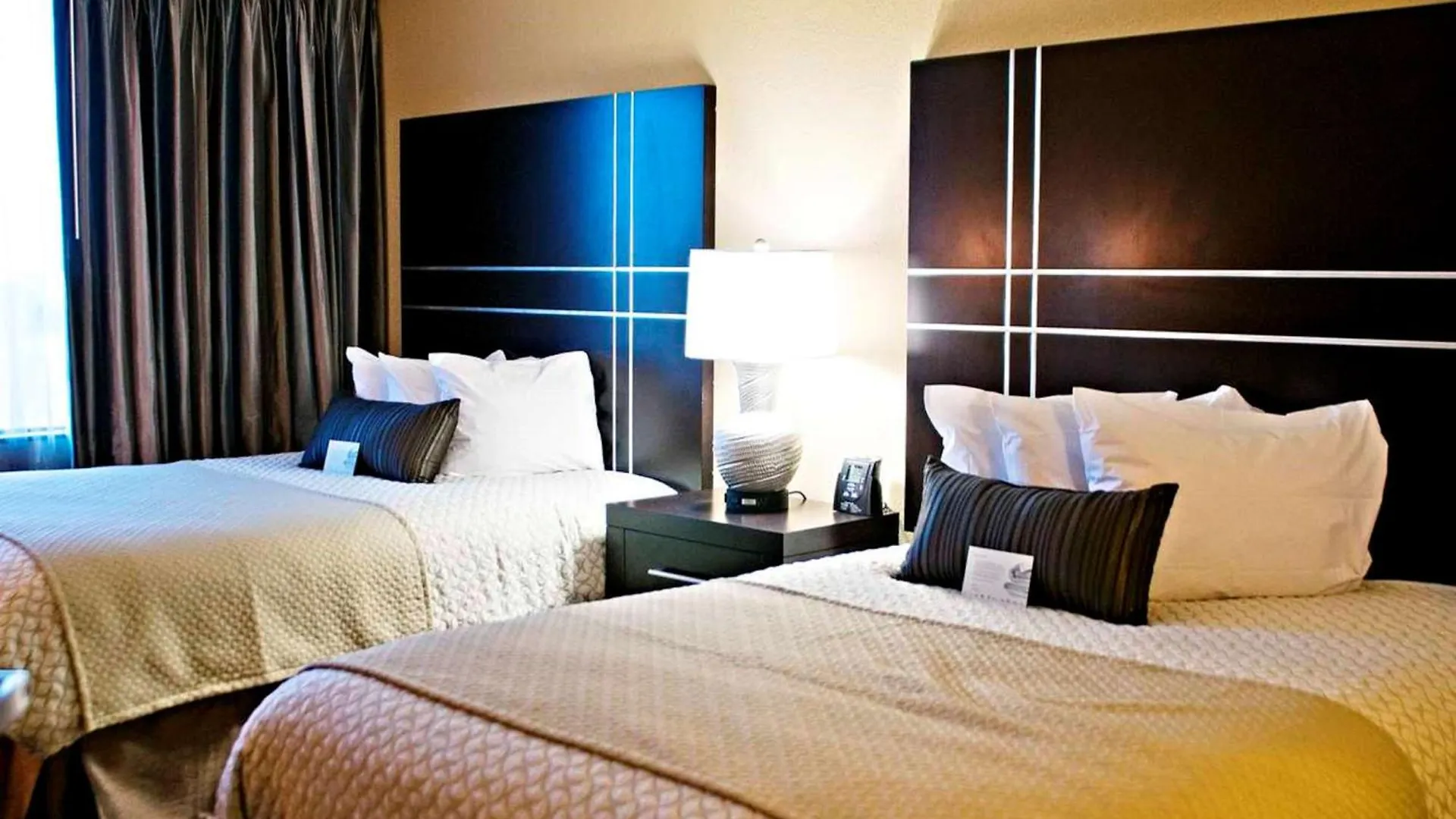 **** Hotel Embassy Suites By Hilton St Louis Airport Bridgeton United States