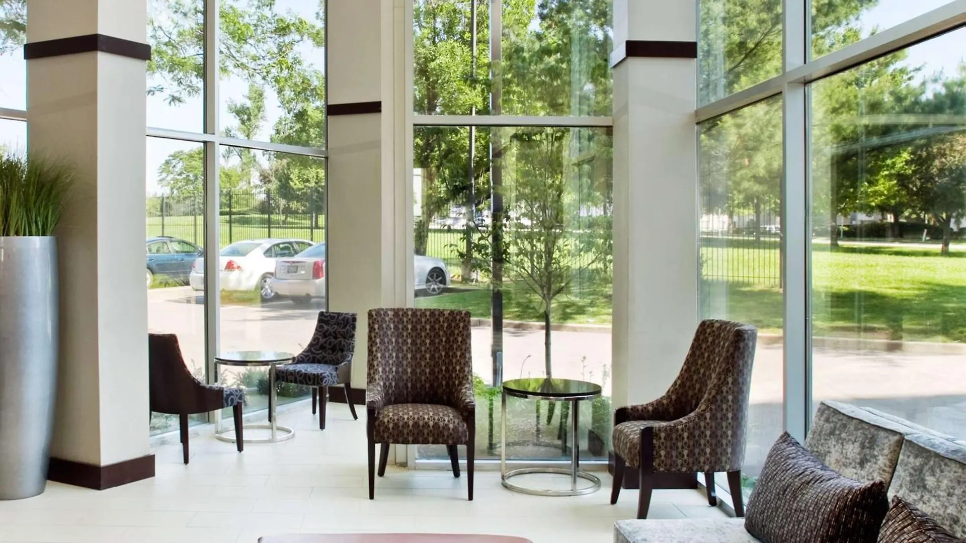 Embassy Suites By Hilton St Louis Airport Bridgeton 4*,  United States